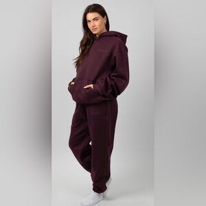 NEW Comfrt Minimalist Hoodie & Sweatpants Joggers Set size M